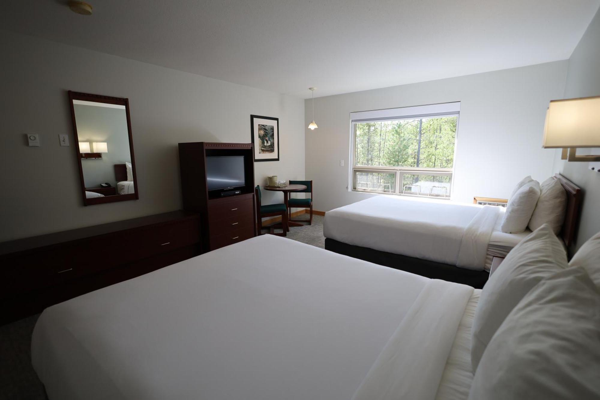 Glacier Mountain Lodge بلو ريفر المظهر الخارجي الصورة